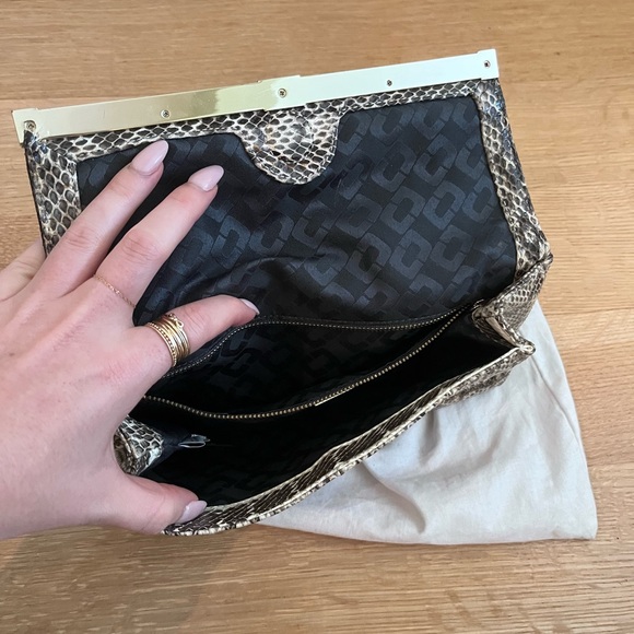 DVF clutch - Picture 9 of 9